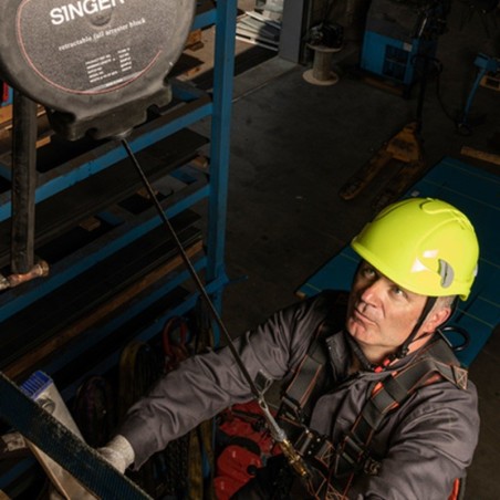 Casque monteur Ventilé ALPIN avec jugulaire et attaches lampe frontale