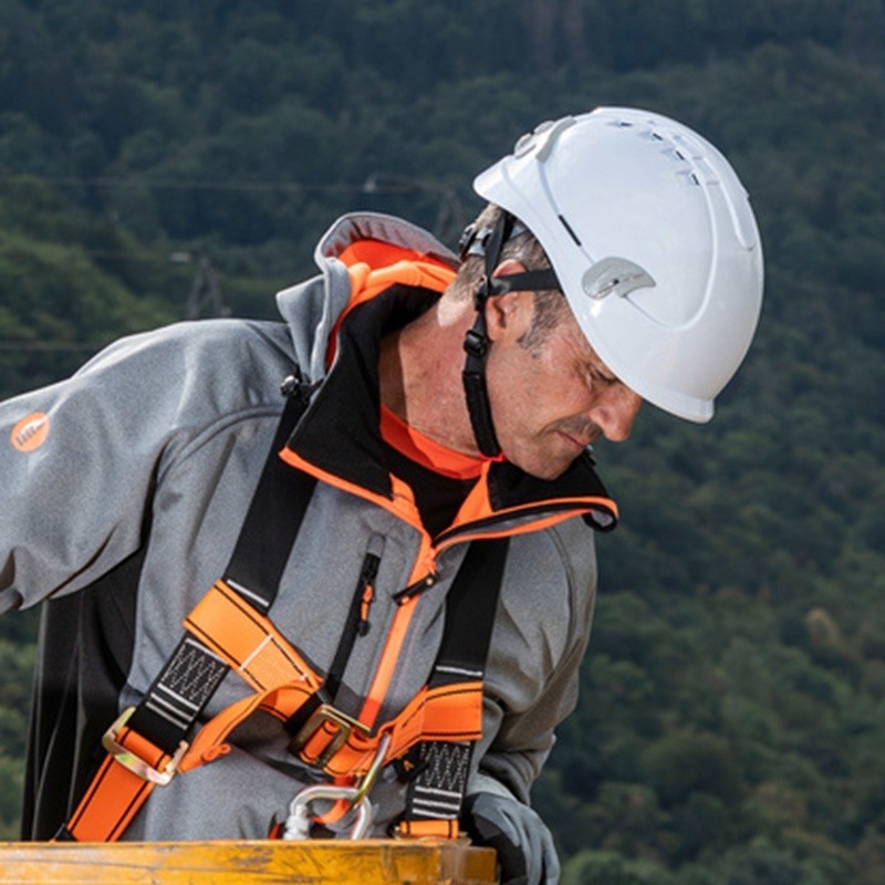 Casque monteur Ventilé ALPIN avec jugulaire et attaches lampe frontale