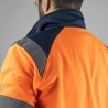 Détail col montant et épaule sweat haute visibilité orange LMA PRECISION
