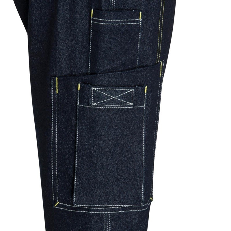 Détail poche, tissu et couture salopette de travail femme MANEA Nine Worths