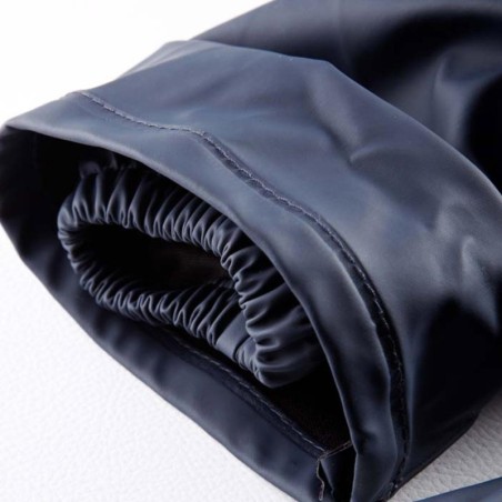 Détail du poignet élastiqué de la veste de pluie TUNA Nine Worths