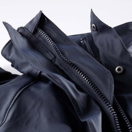 Détail de la fermeture de la veste de pluie imperméable TUNA Nine Worths