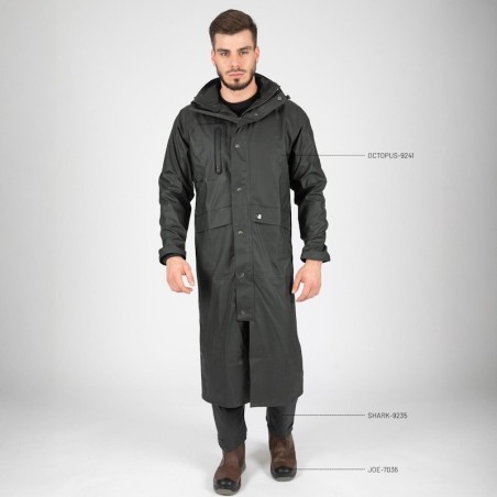 Manteau de pluie de travail OCTOPUS Nine Worths vert olive porté vue de face