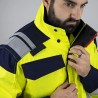 Veste haute visibilité KRYPTON LMA portée avec bandes rétroréfléchissantes